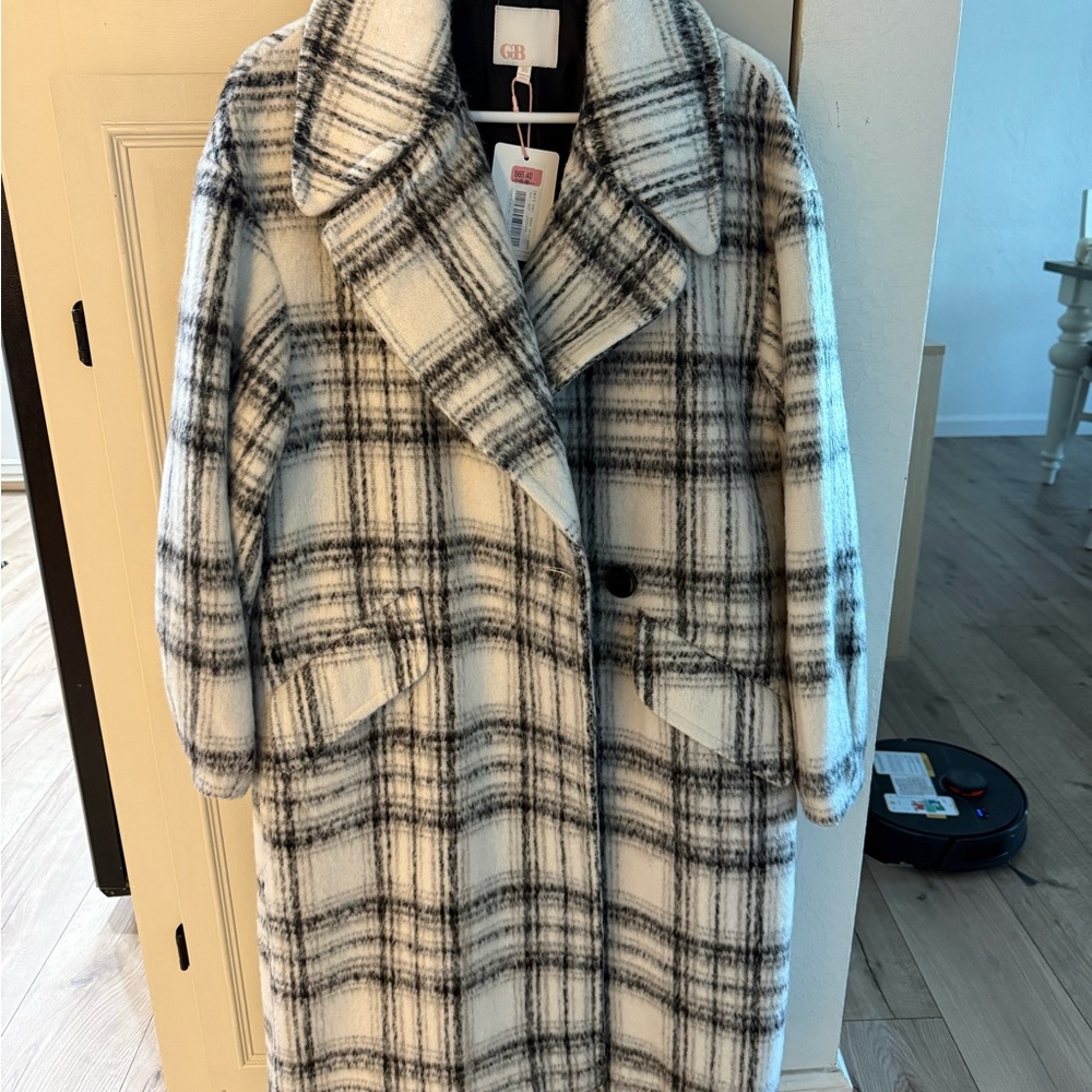 Gianni Bini Women's Checkered Pea Coat - Black and Cream